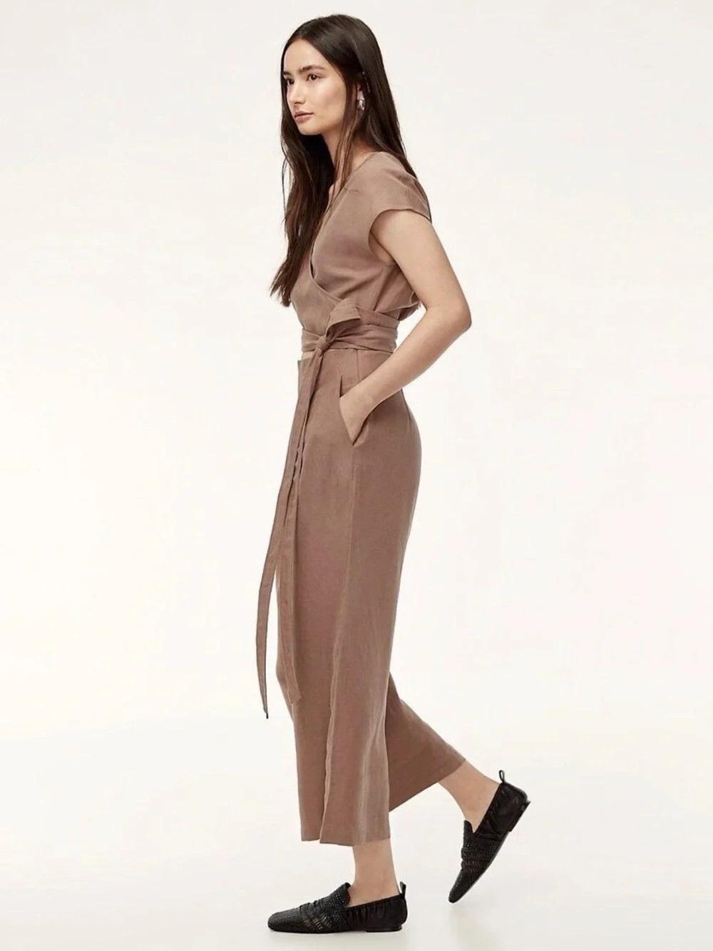 Wilfred aritzia brand