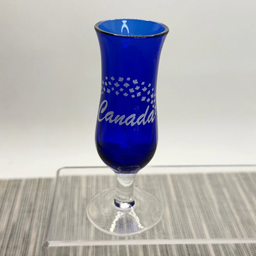 N/A motif canadian