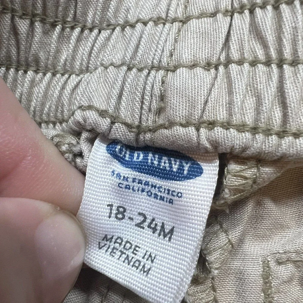 Old Navy pull khaki