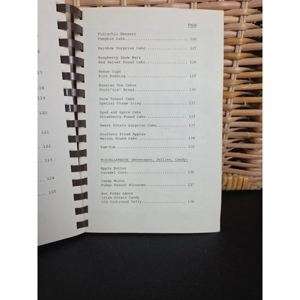 Trinity Christian School Cookbook Mocksville,‎ NC 1982 Local Southern