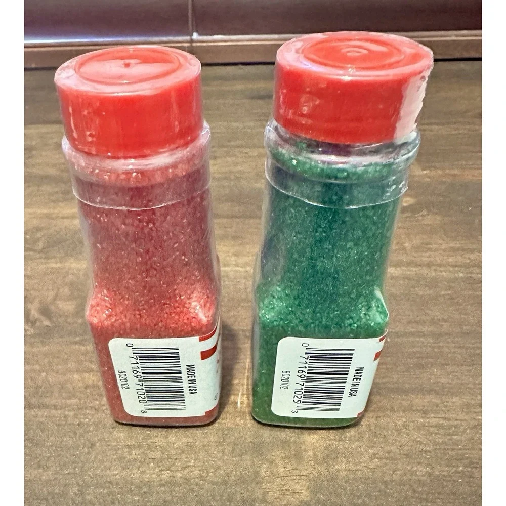 Betty Crocker Sugar Sprinkles Red and Green Size of ea.bt‎ 2.25 oz 63.8g USA NEW