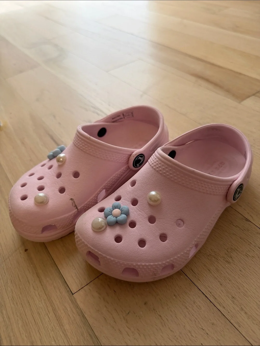 CROCS soft lightweight