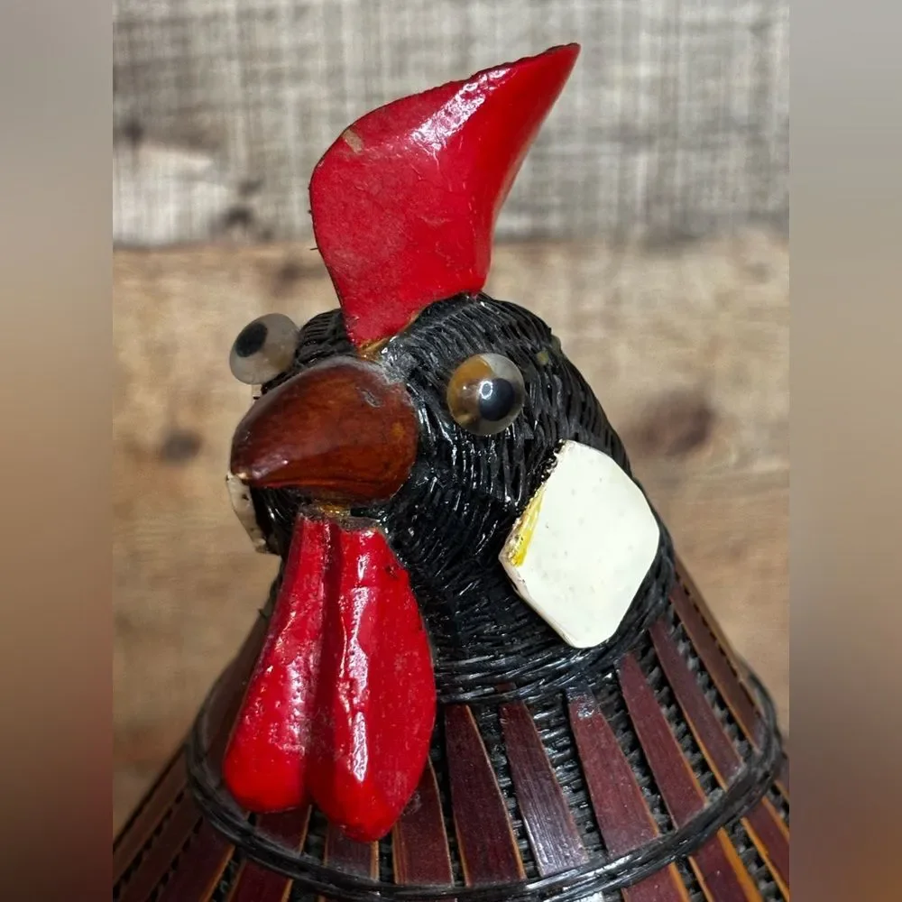 RARE Vtg Shanghi China Wicker Rooster/Chicken Basket w/lid Country Cottage core*