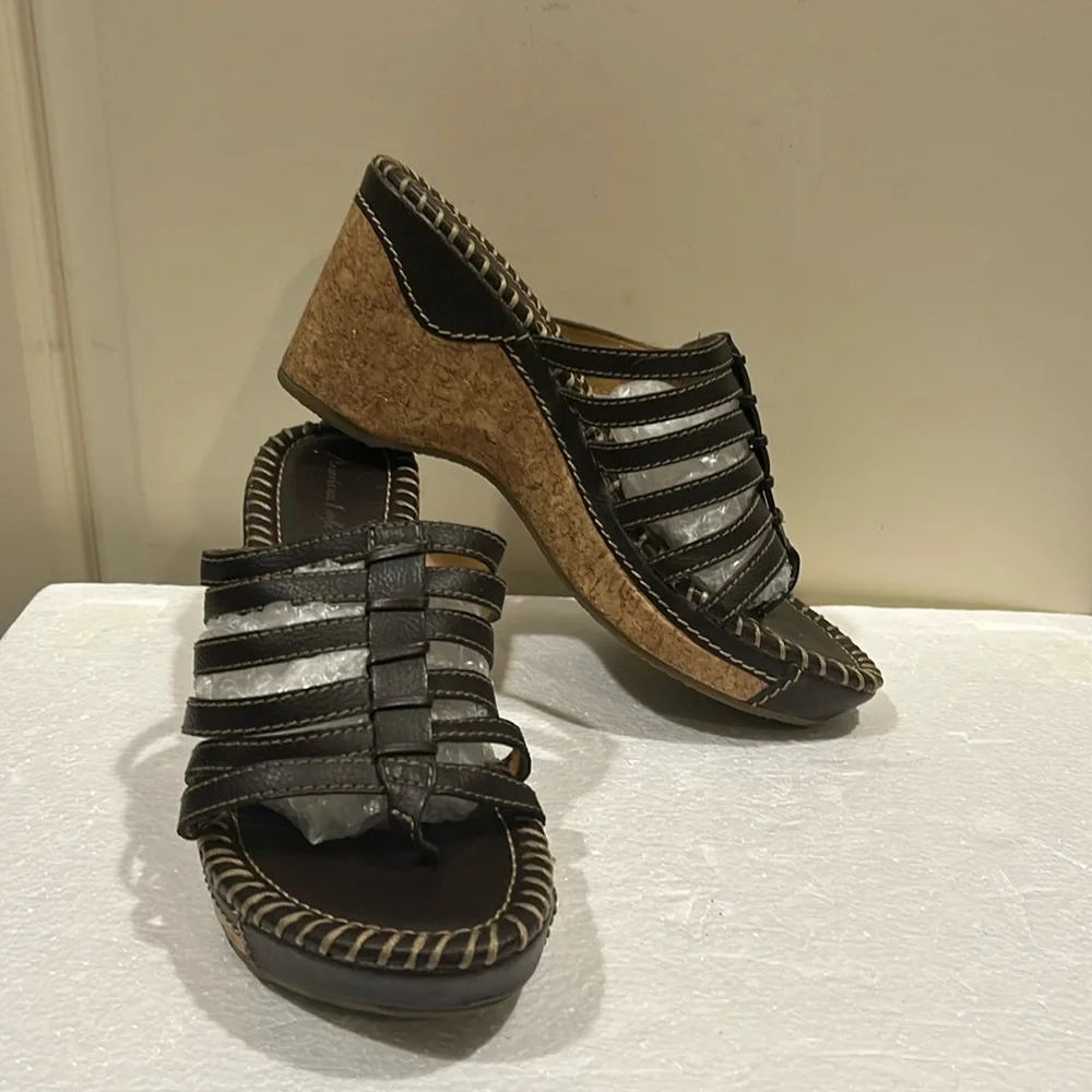 American Eagle Outfitters Brown and Tan Wedge Sandals