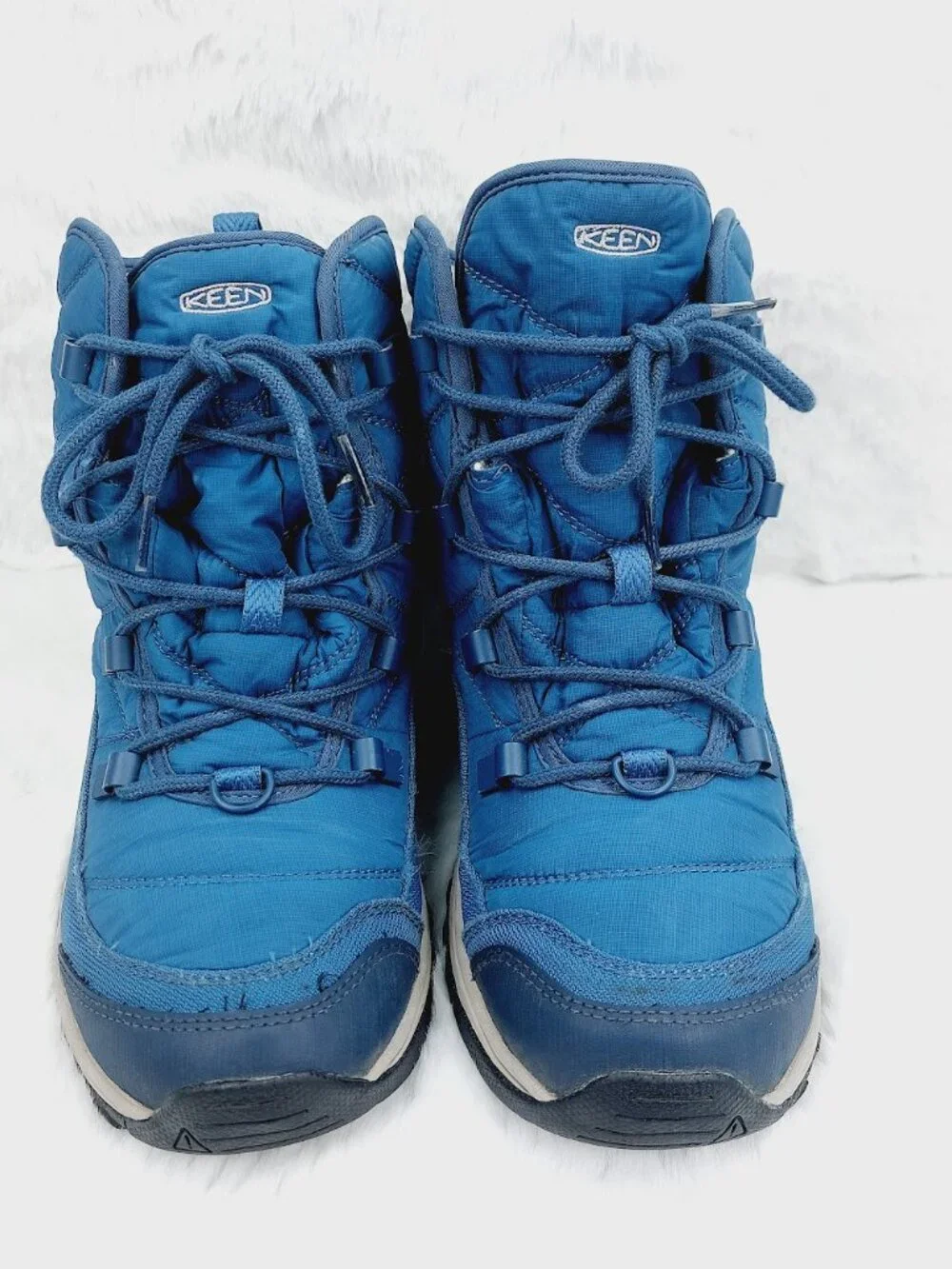 Keen women stellar
