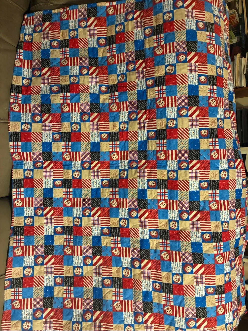 Raggedy Ann & Andy Patchwork Throw Quilt - Blue/Red