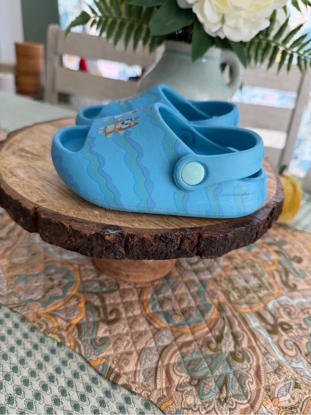 Bluey Toddler Comfort Slides Shoes Clogs Size 5/6 Toddler