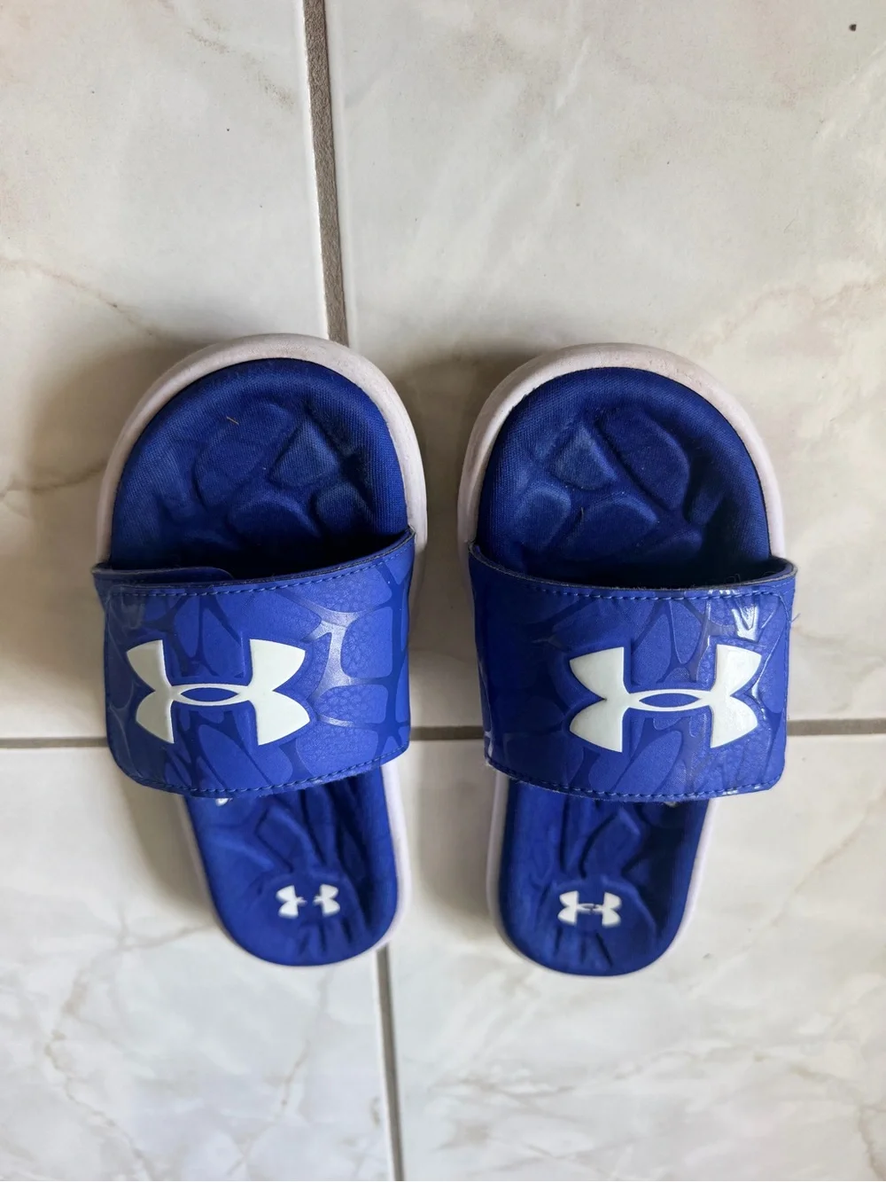 Under Armour youth slide