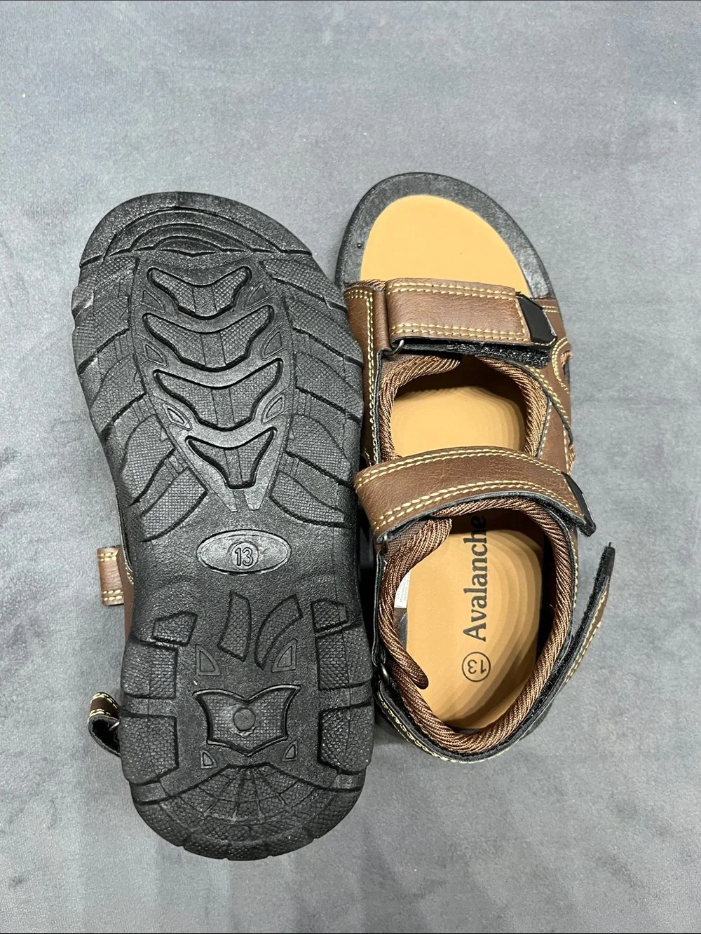 Avalanche sturdy brown