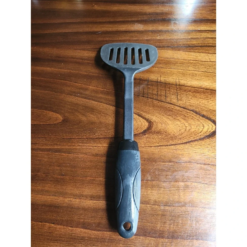 EKCO BLACK  EASY GRIP HANDLE SLOTTED TURNER FLIPPER SPATULA  UTENSIL 12 1/2
