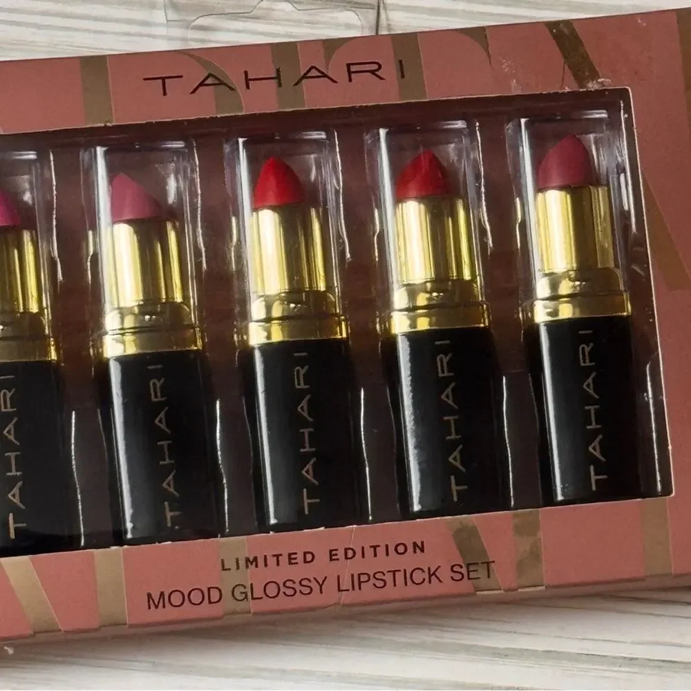 Tahari trendy variety