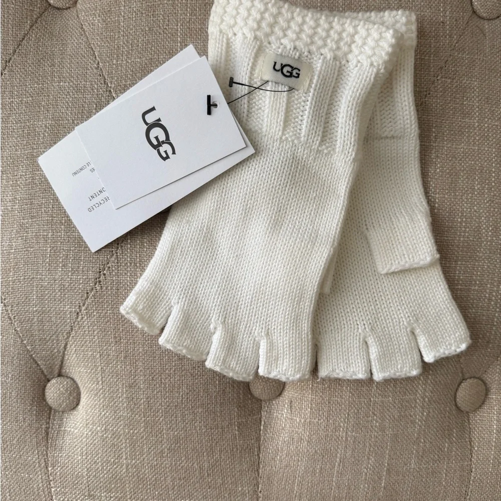 UGG nwt women