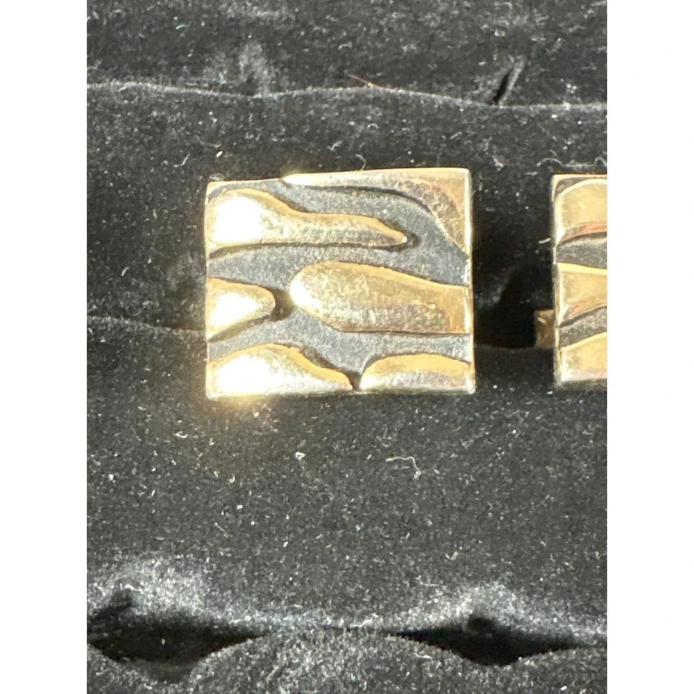 Unbranded vintage cufflinks