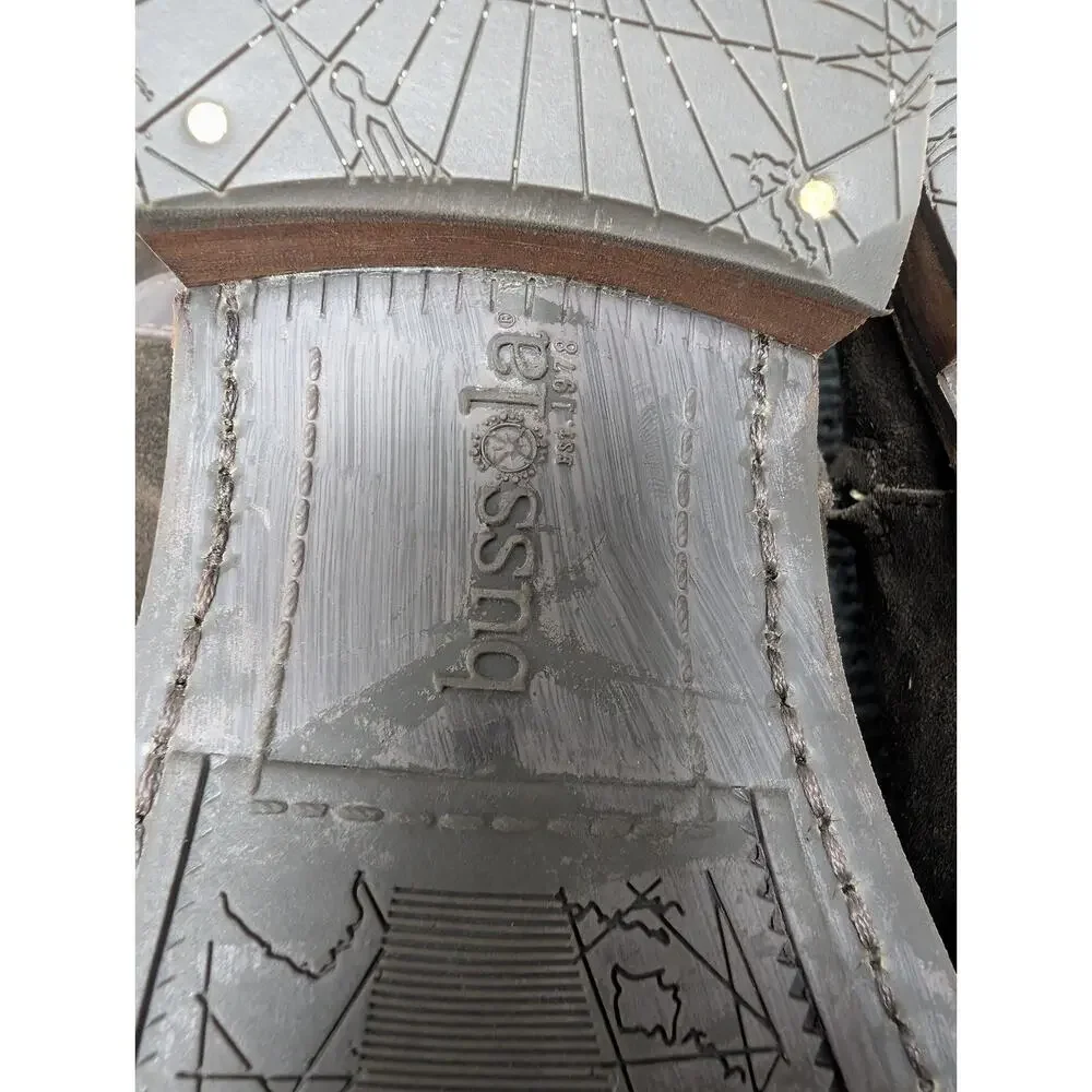 bussola model sevilla