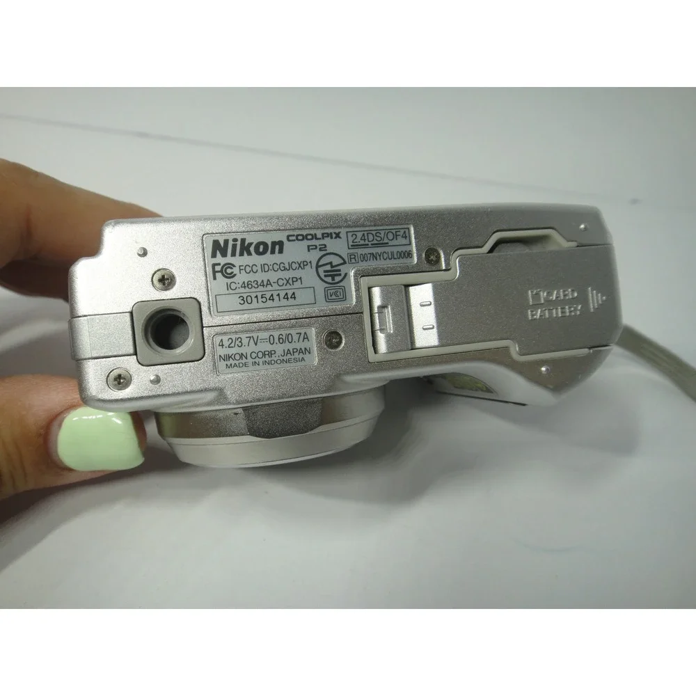Nikon Coolpix P2 Digital Camera Silver 5.1MP 3.5x Optical Zoom Wi-Fi with Box