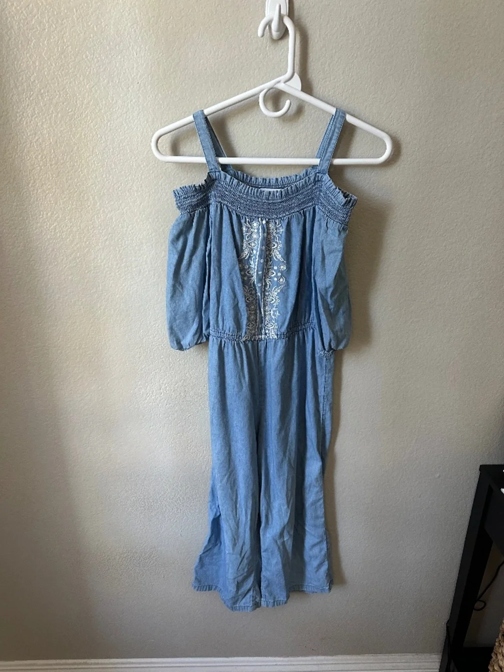Old Navy Light Blue Embroidered Cold-Shoulder Jumpsuit- Large (10/12)