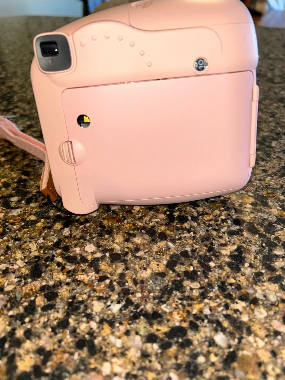 Fujifilm Instax Mini 9 Light Pink Instant Camera with Strap