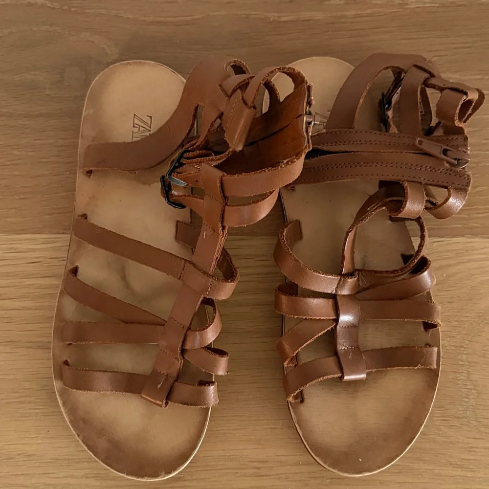 Zara girls brown