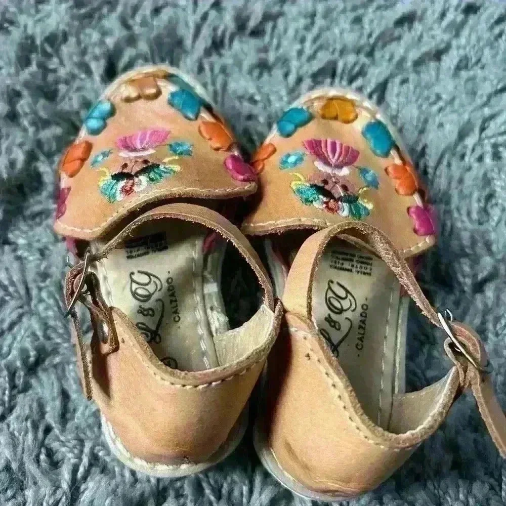 Huarache Girls US 7 Sandals Leather Girl Colorful Mexico Huaraches Floral EUC