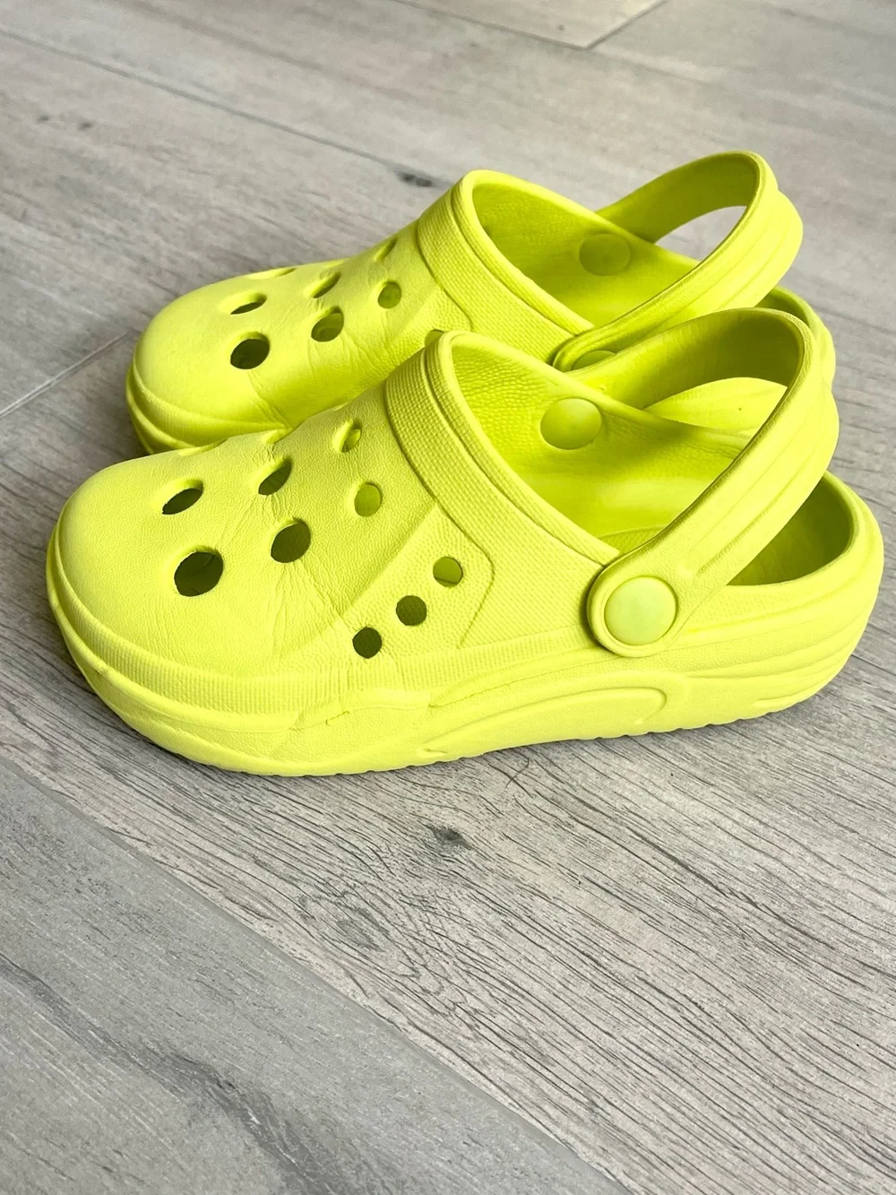 Zara bright fun
