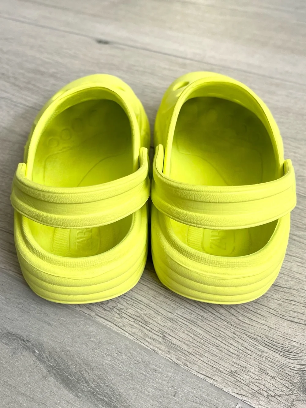 Zara bright fun