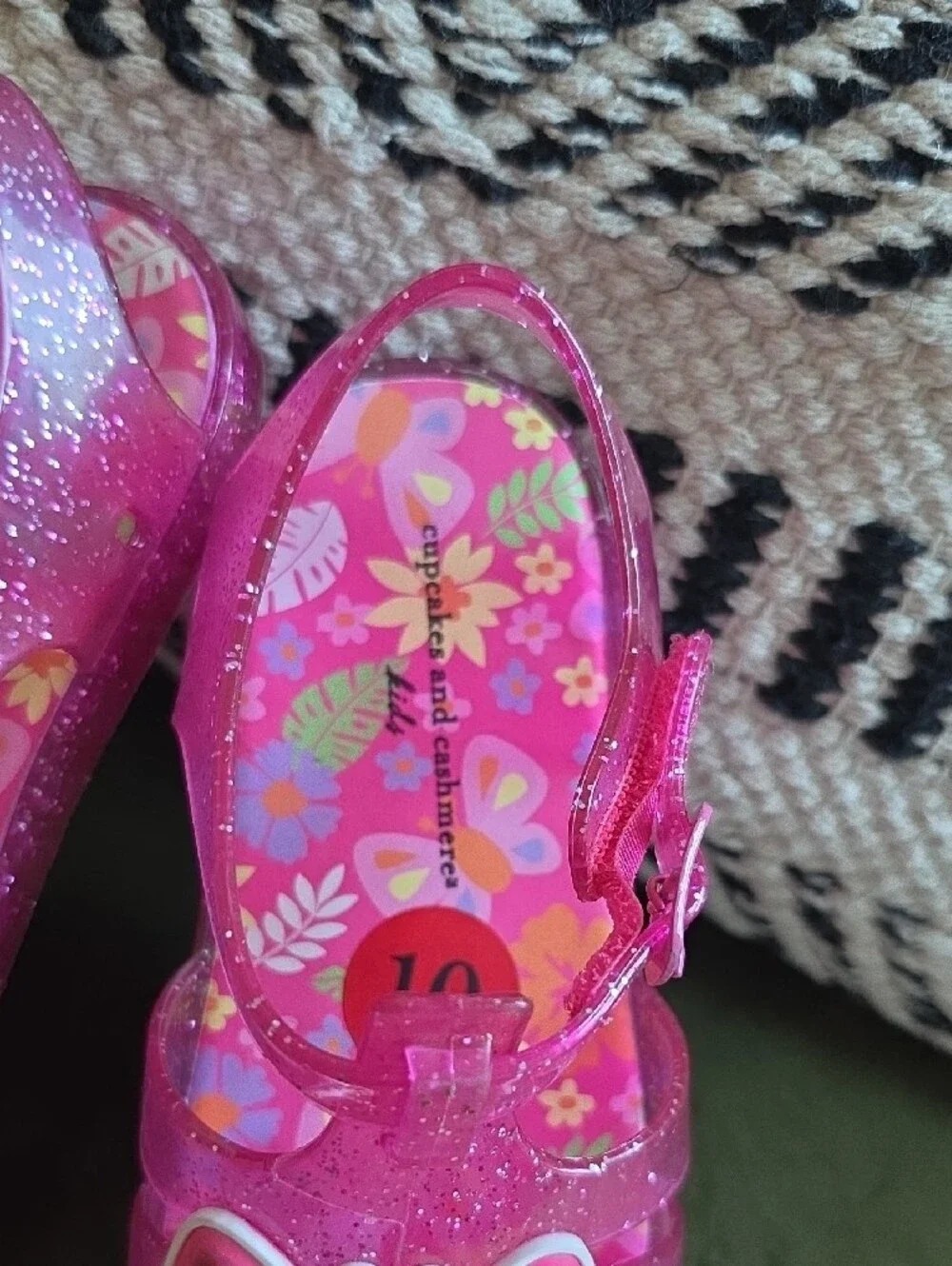 cupcakes & cashmere Kids Pink Glitter Butterfly Jelly Sandals