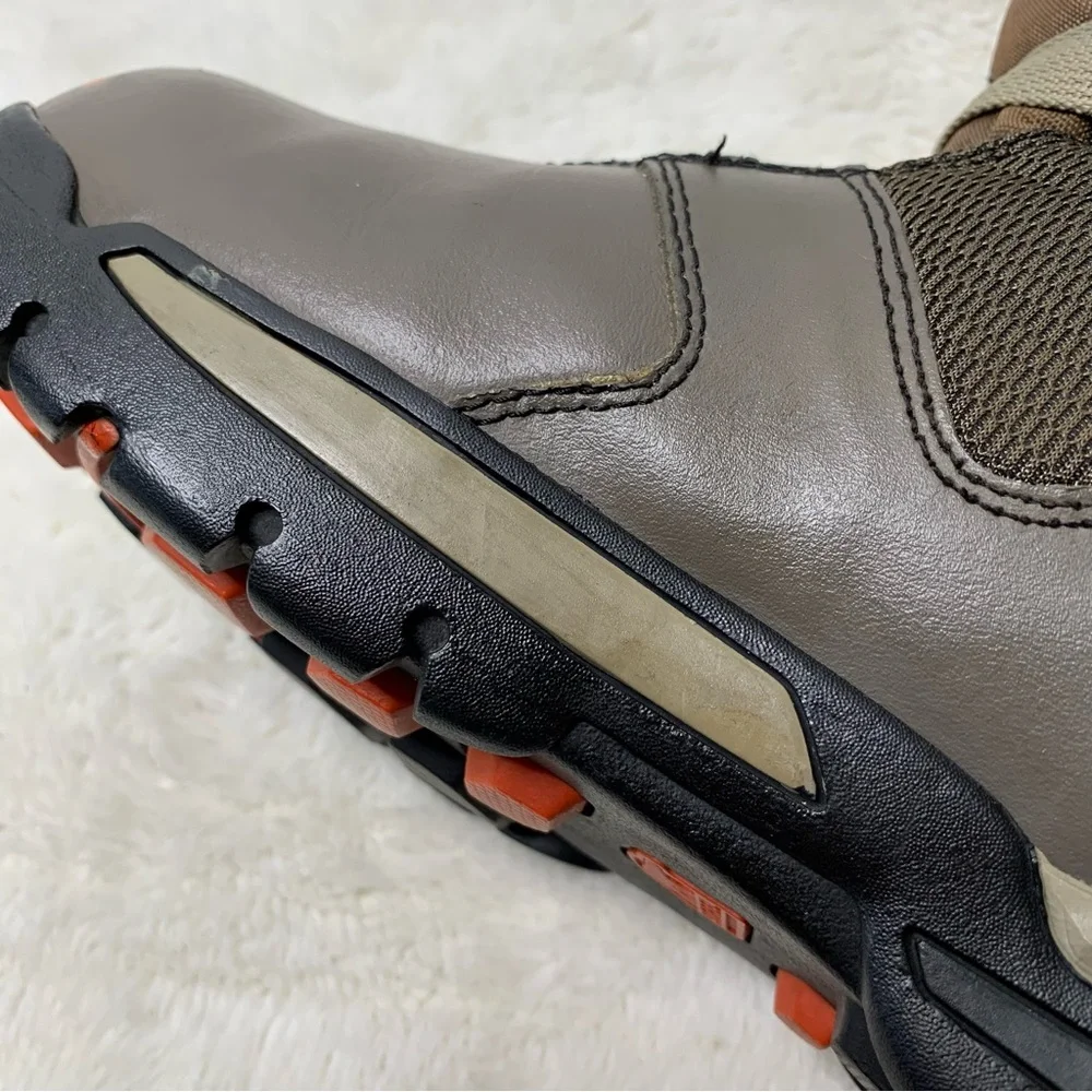 Sorel pre owned