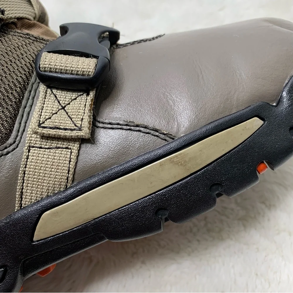 Sorel pre owned