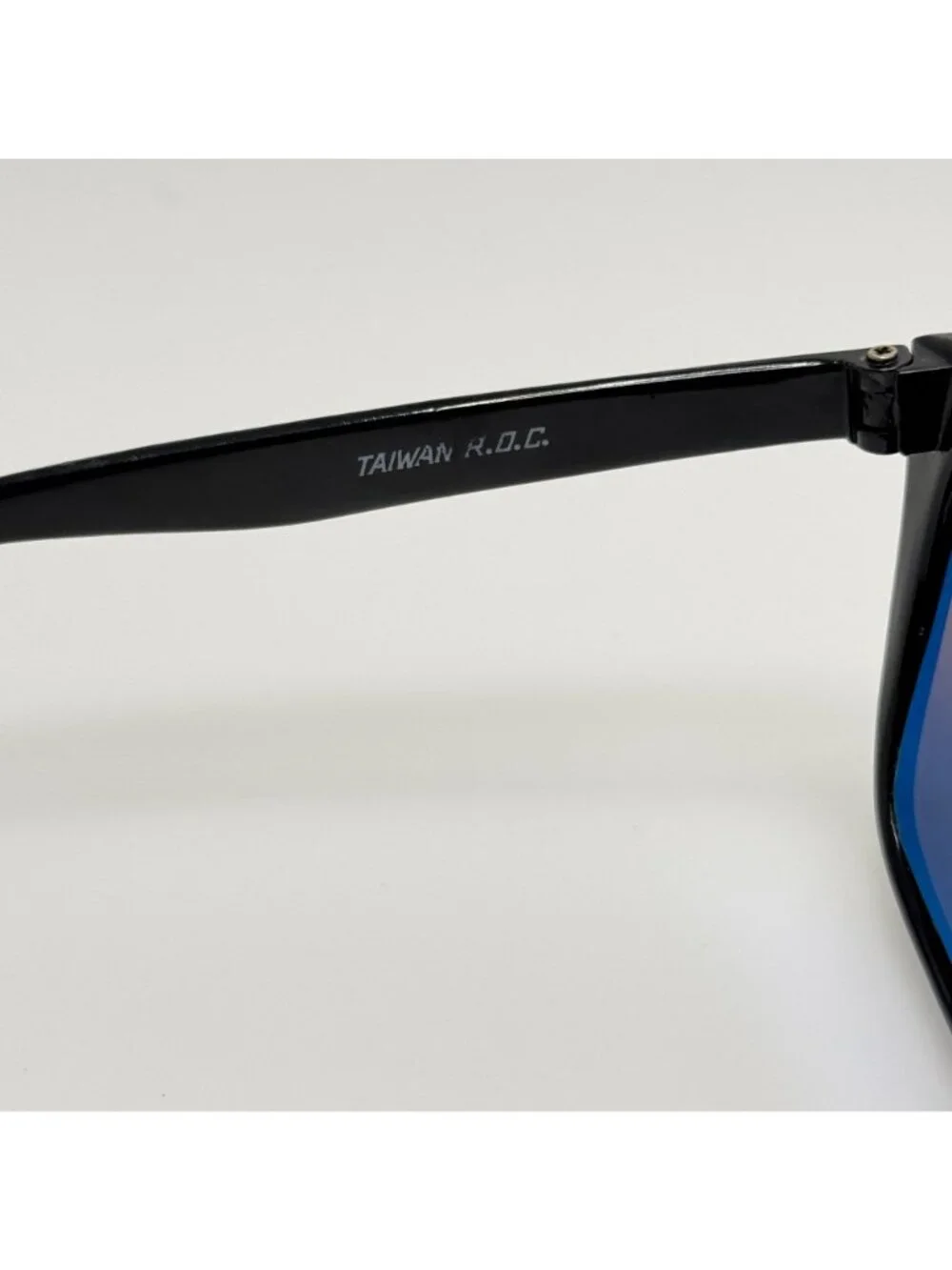Pan Oceanic lenses have