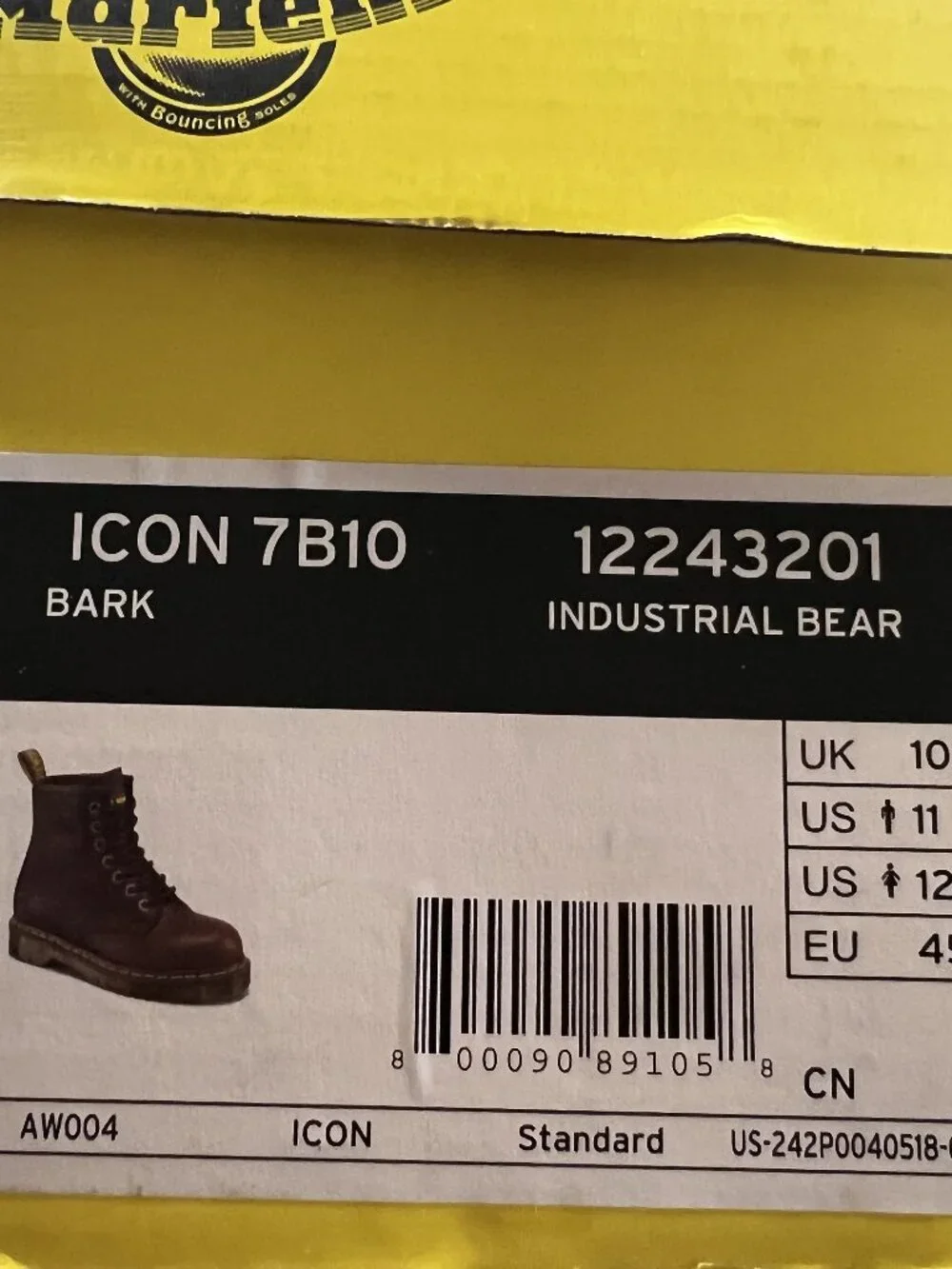 Dr. Martens reposhing this