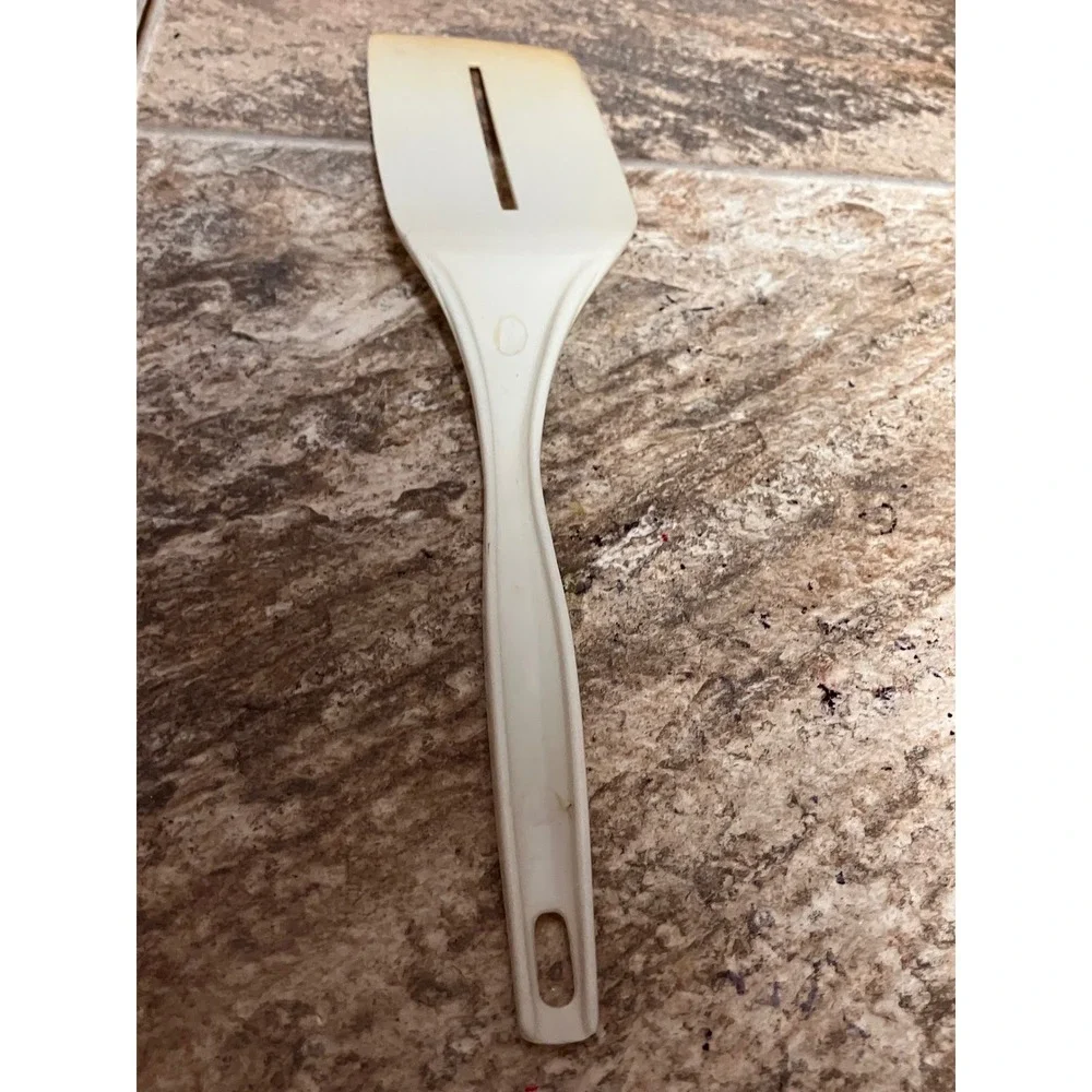 N/A vintage white