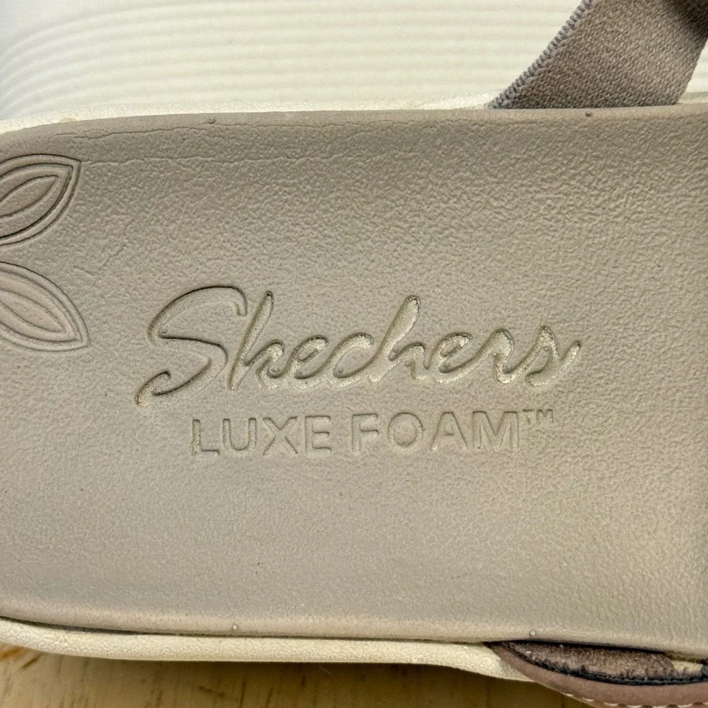 Skechers Luxe Foam Womens Brown Grey Multi Strap Wedge Slide Sandals Size 8