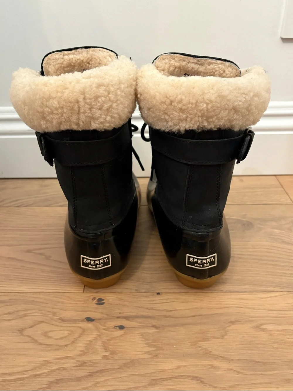 Sperry few snow