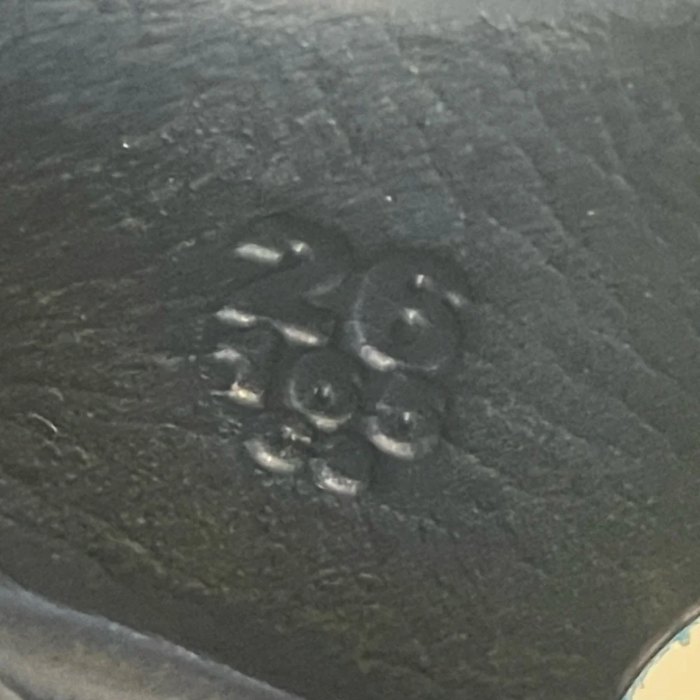 Birkenstock some indentations strap
