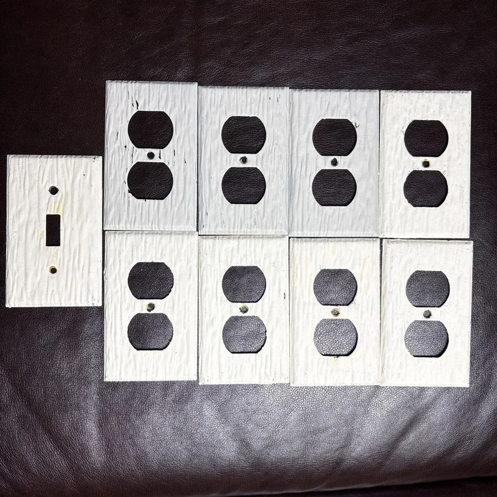 Vintage Metal‎ Electrical Outlet Covers (8) & 1 Light Switch Cover