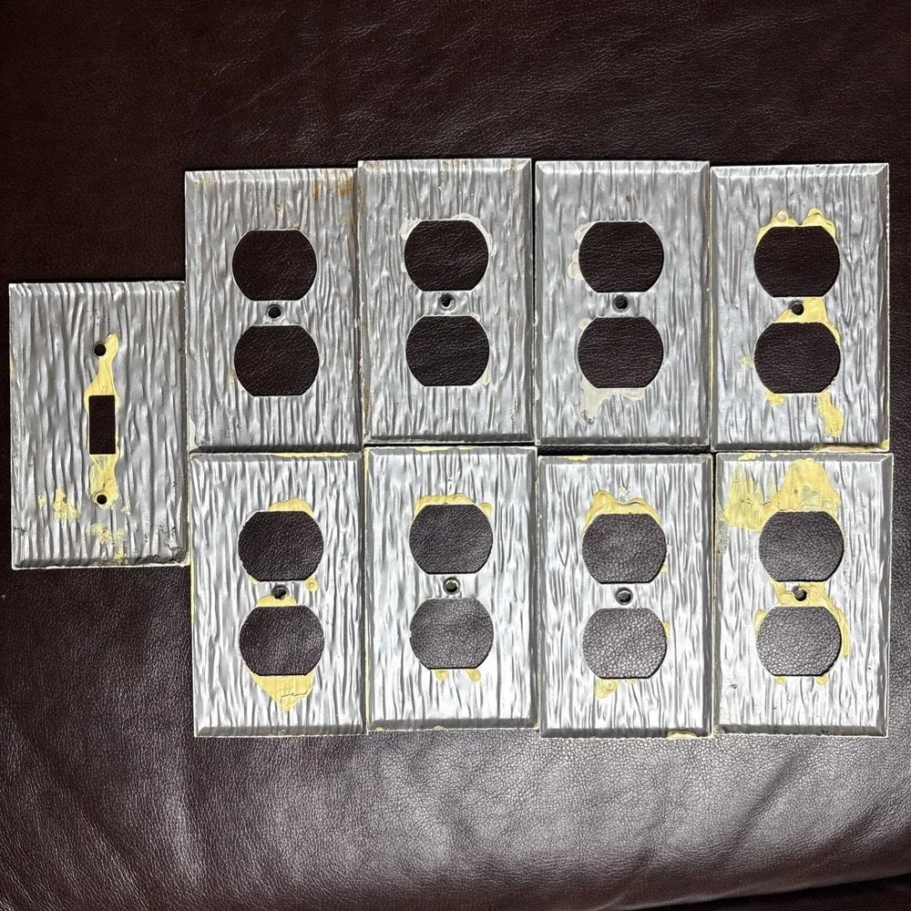 Vintage Metal‎ Electrical Outlet Covers (8) & 1 Light Switch Cover