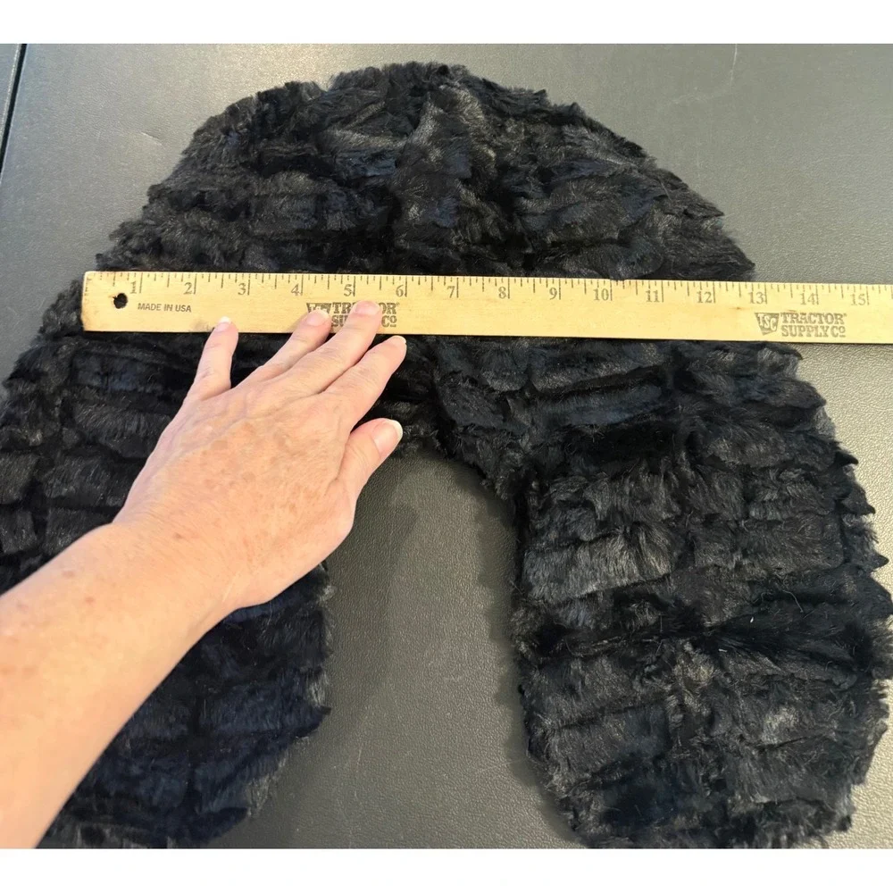 Sew Sweet Minky Designs Travel Neck Pillow Black Plush Textured Cozy Luxury NEW