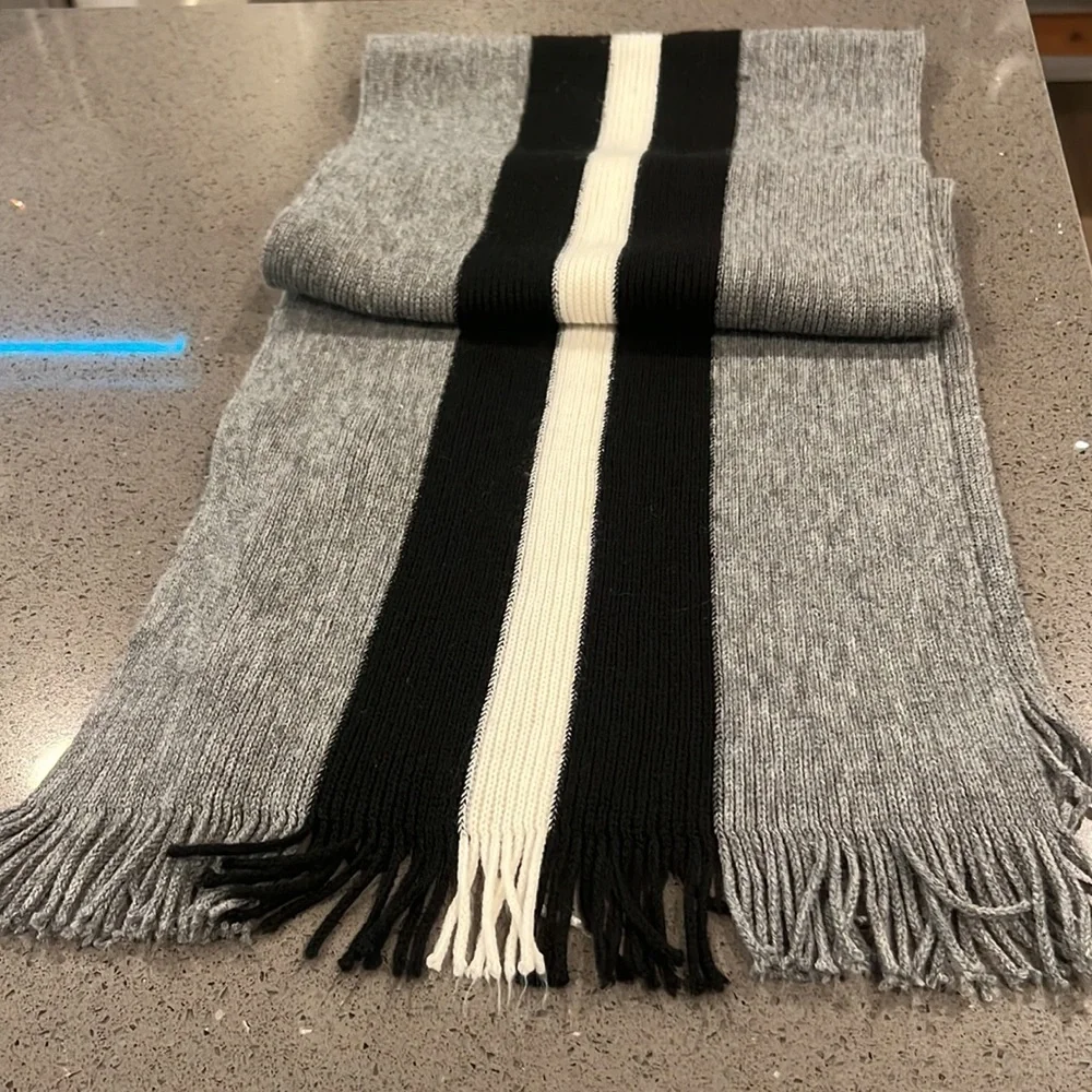 H&M scarf