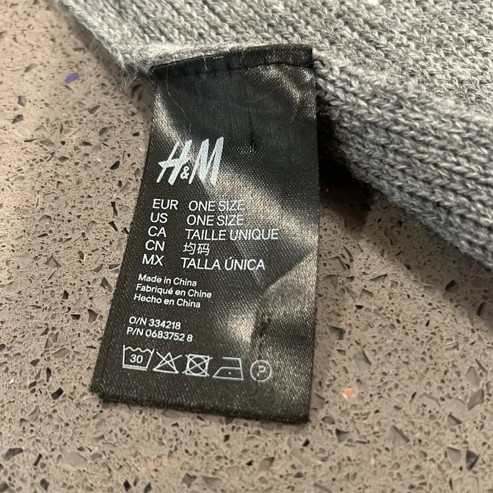H&M scarf