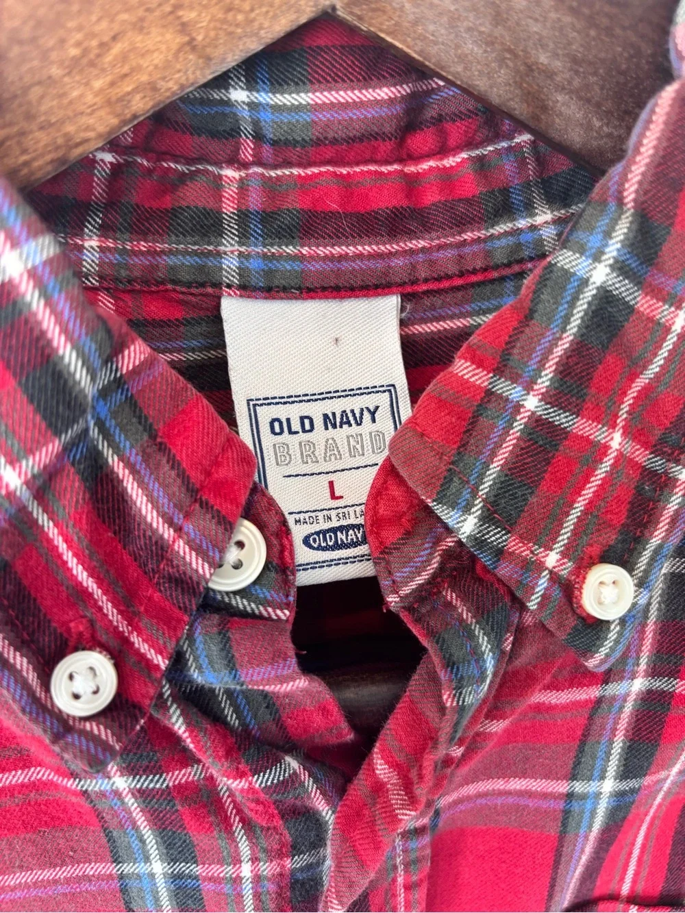 Old Navy features details