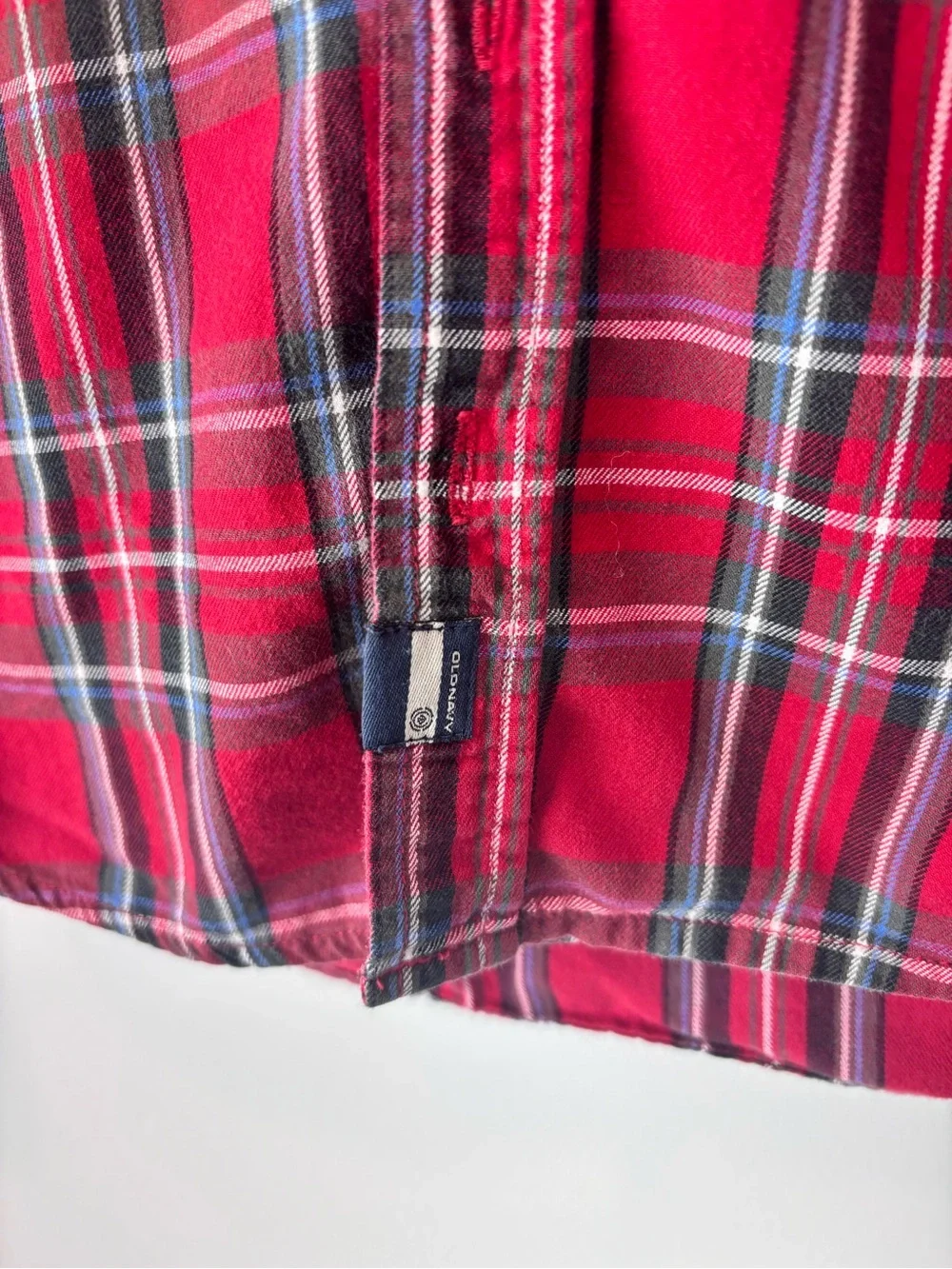 Old Navy features details