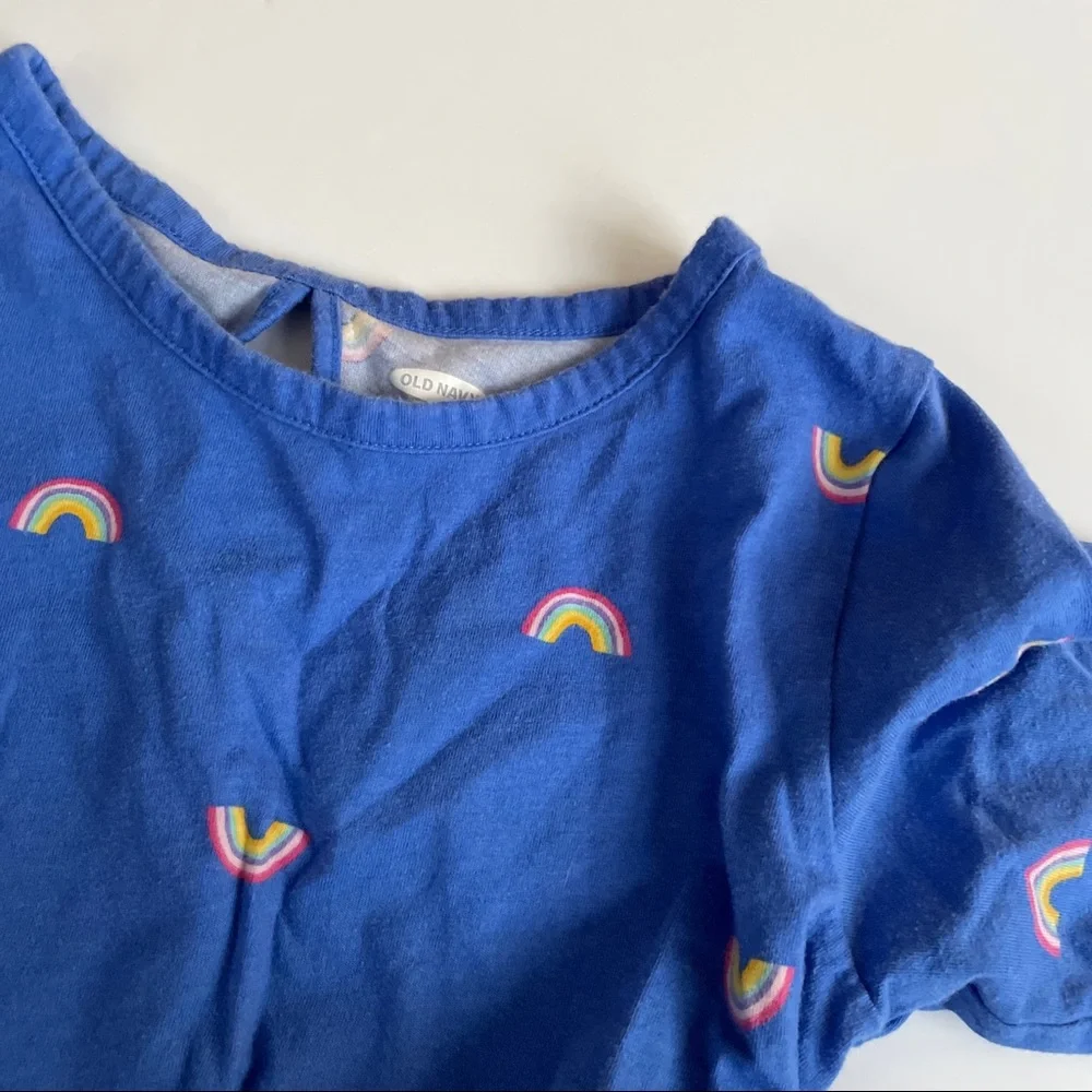 Old Navy blue rainbow