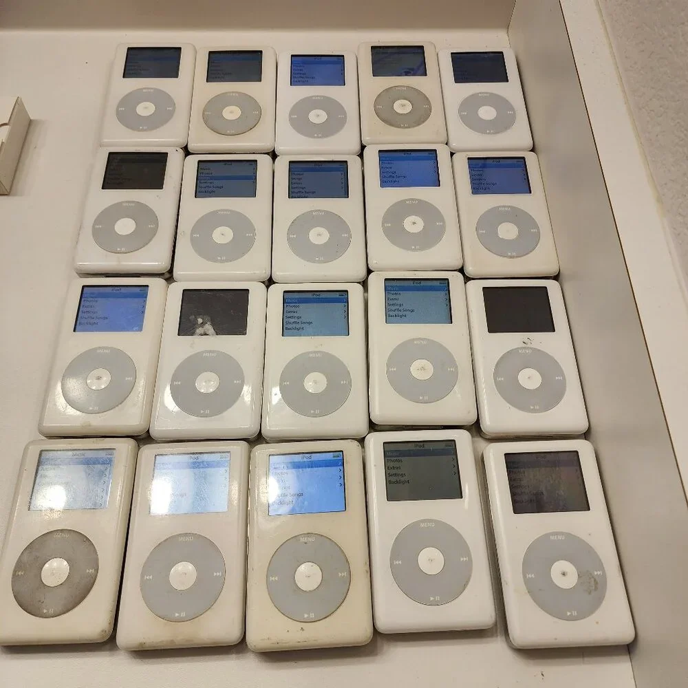 Apple iPod Photo classic 4th Generation 20GB White New Battery
