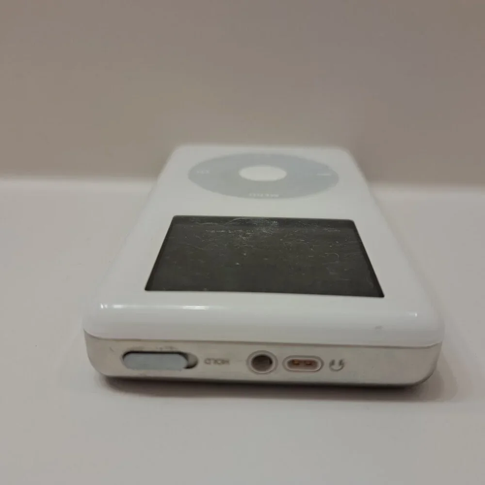 Apple iPod Photo classic 4th Generation 20GB White New Battery