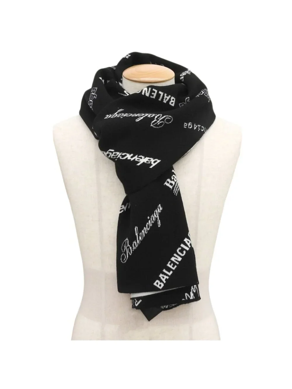 Balenciaga heavily warmth