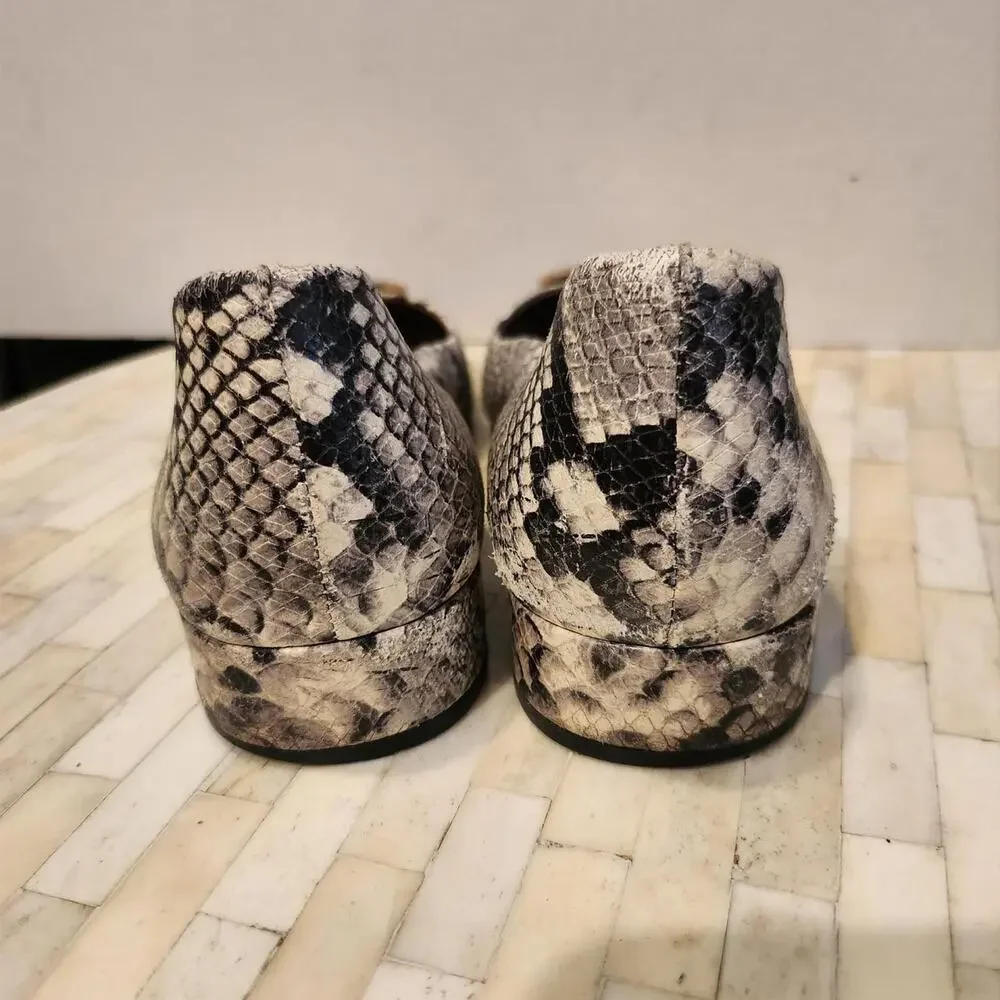 Tory Burch size snake burch
