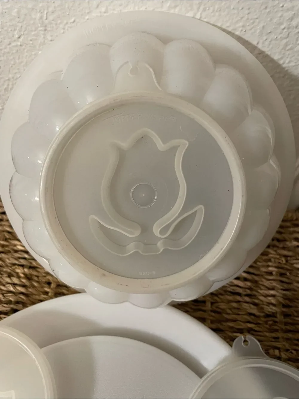 Tupperware excellent clean