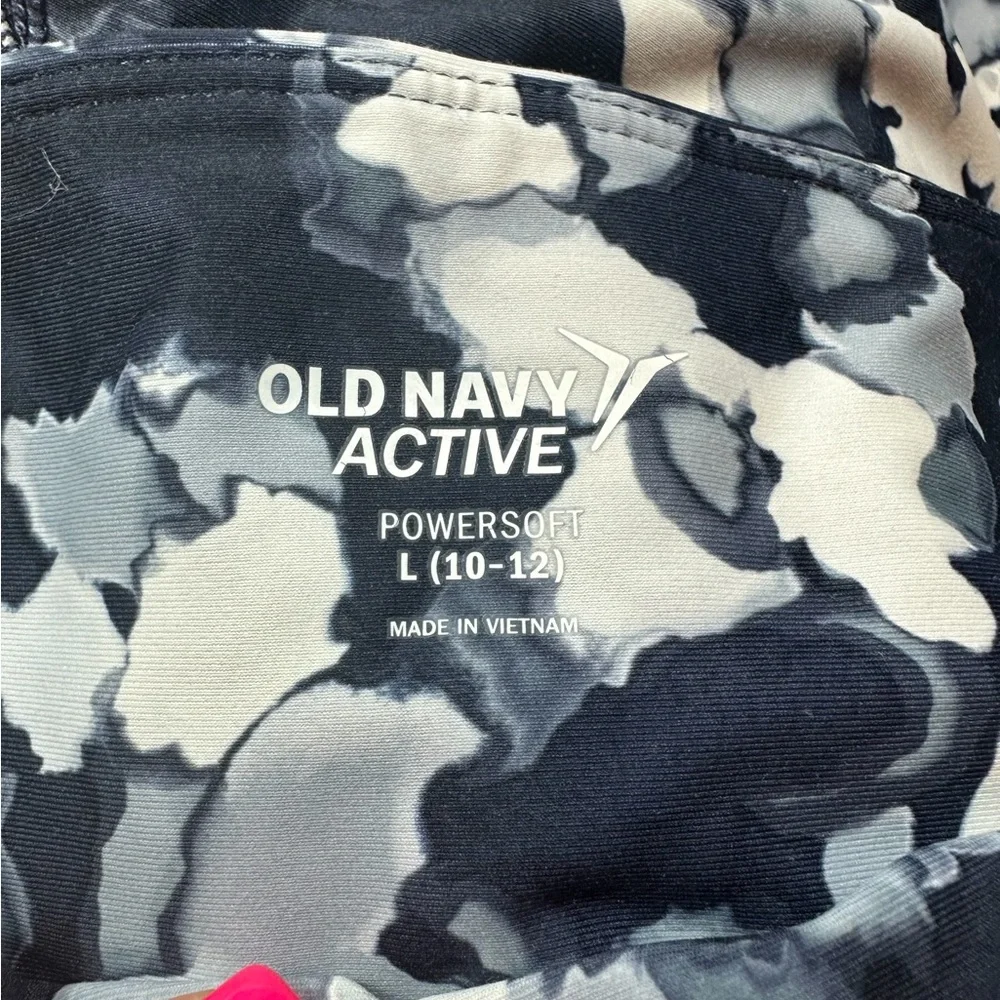 Old Navy mixed multiple white