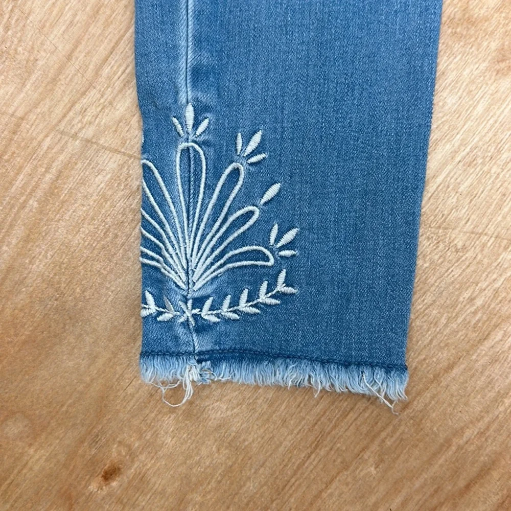 Old Navy size jeans hem