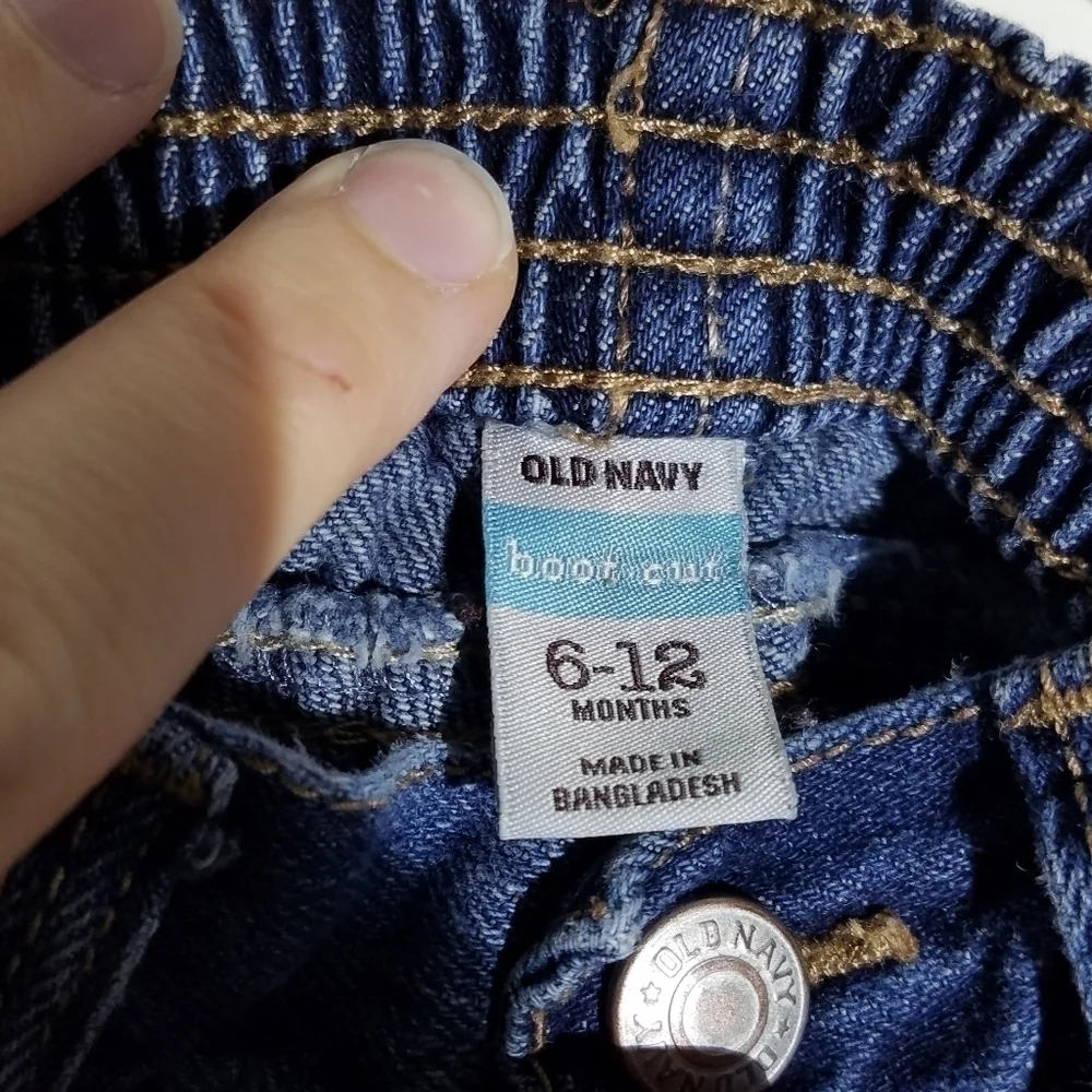 Old Navy button zipper